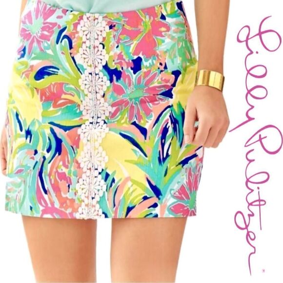 Lilly Pulitzer Rhea Skort (Casa Banana Tropical) - Picture 1 of 10